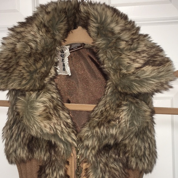 Guess Girl’s Faux Vest - Picture 3 of 6